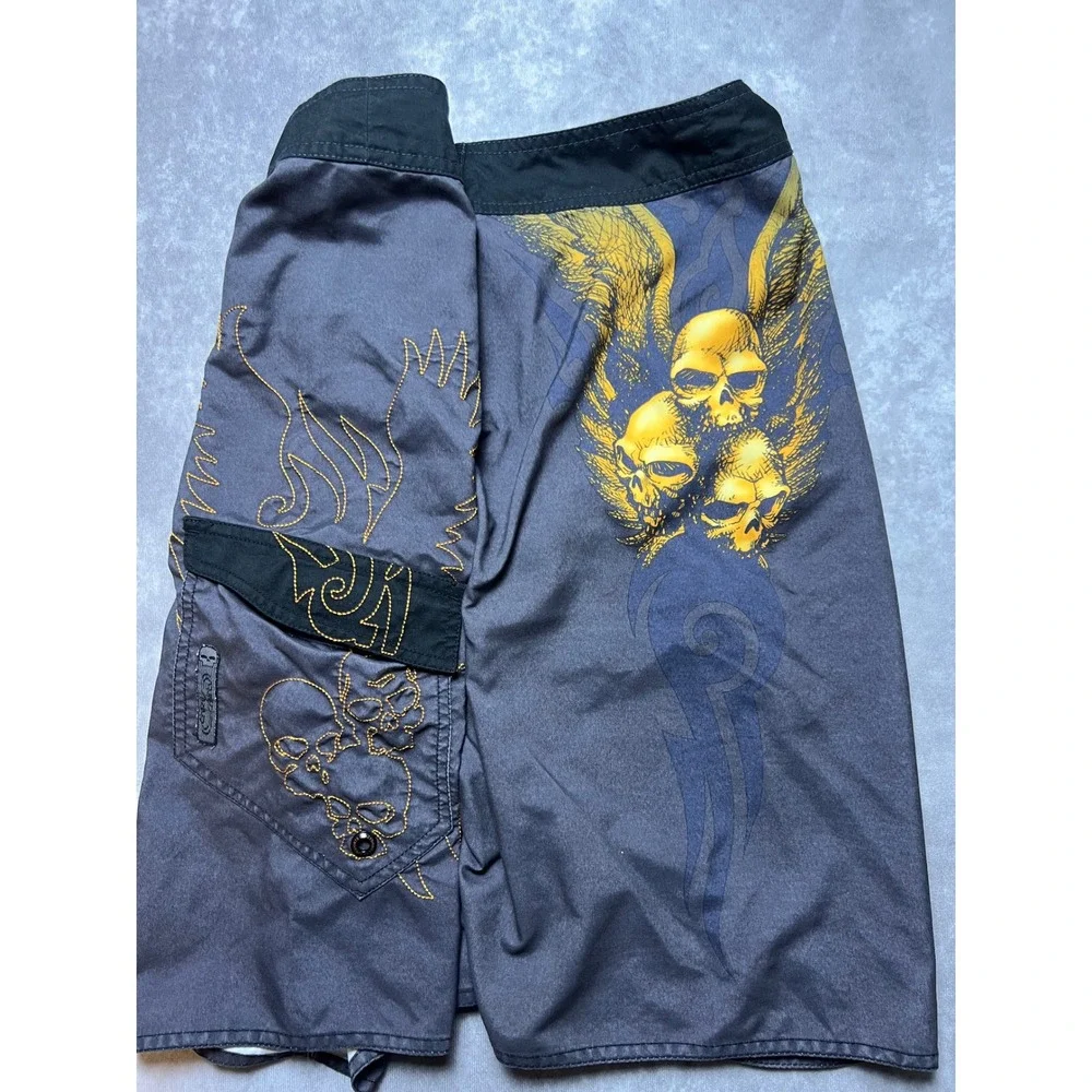 Crazy Shirt Board Shorts Mens 34 Gray Yellow Skull Wing Graphic Surf Trunks